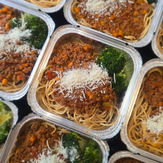 Wholewheat Spaghetti Bolognese with Broccoli - Week 4